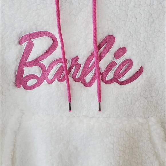 Great BARBIE Sweat Shirt - Picture 2 of 5